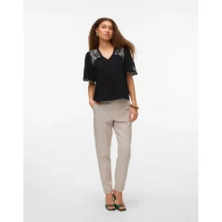Vero Moda dame bluse VMBRIDGET - Black CLOUD DANCER EMB. Online